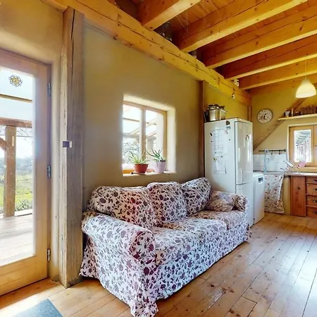 Slameny Dom Vakantiehuis *